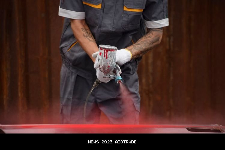 Hobi modifikasi mobil? Simak 5 aturan ganti warna cat yang wajib kamu tahu