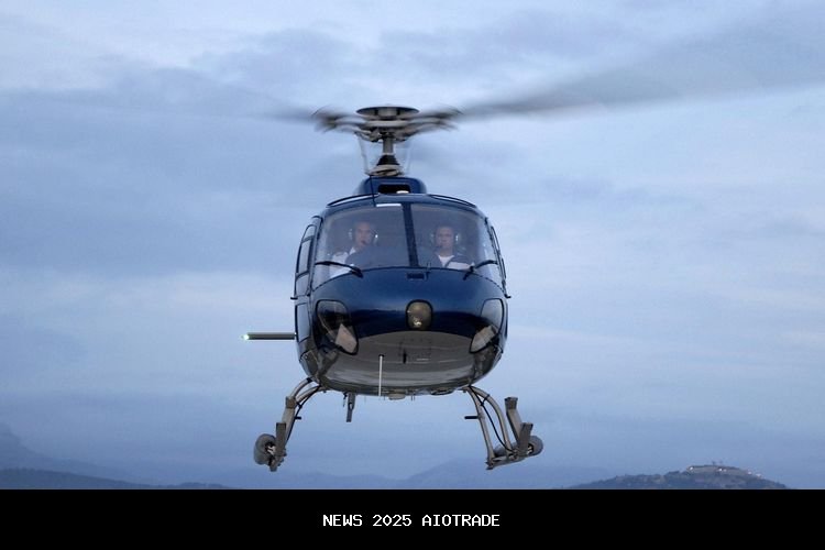 Mencari 8 Nelayan Hilang, Helikopter Dikerahkan di Bangka Tengah