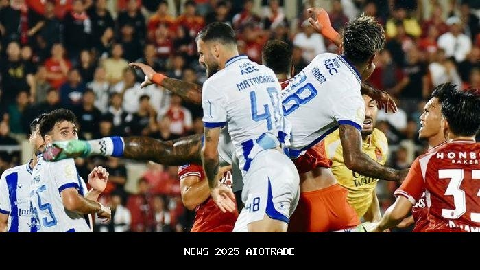 Beckham Putra Terjatuh di Jepara, Nyeri Hamstring dan Menyesal Usai Persib Kalah dari Persijap