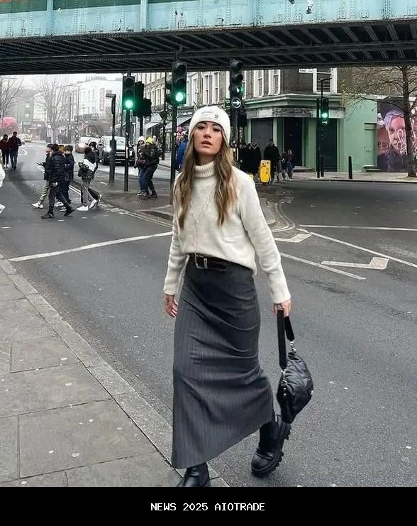 Baju apa yang cocok dengan rok abu-abu? Ini pilihannya