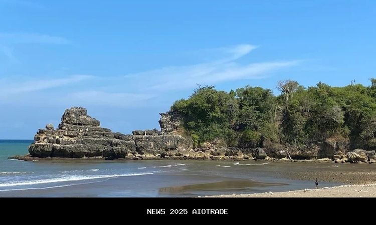 Jelajah Blitar: 5 Pantai Wajib Dikunjungi untuk Liburan Seru