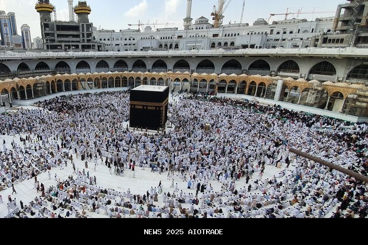 Aturan dan Persyaratan Umrah Mandiri yang Kini Legal