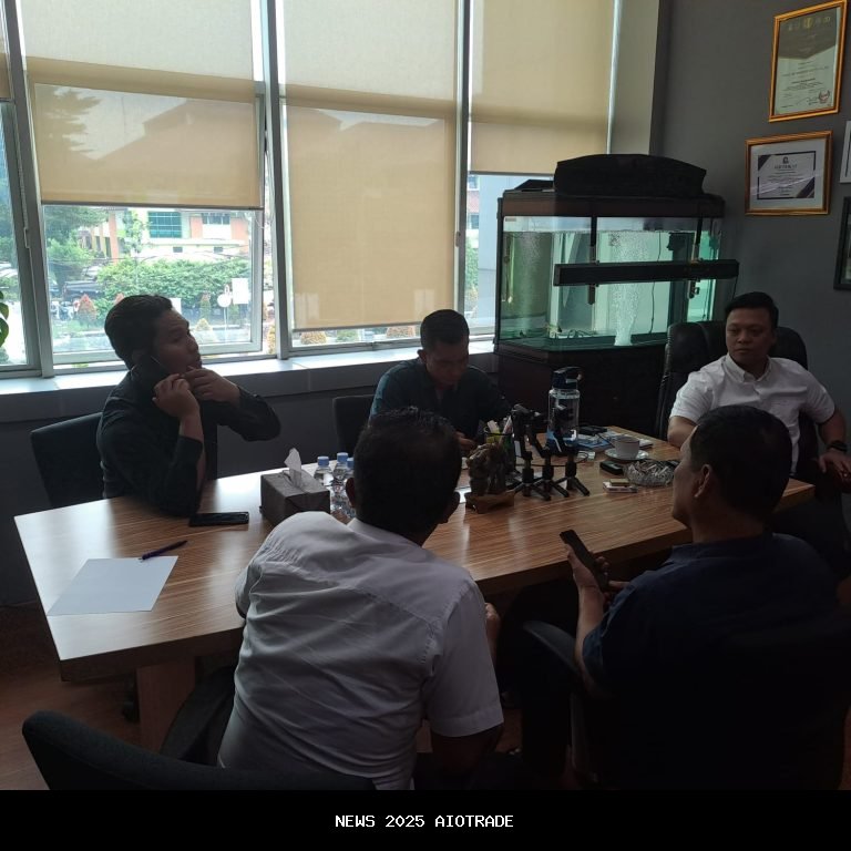 Kapolda Maluku Pimpin Anev Operasi Lilin 2025: Polresta Ambon Jadi Penunjuk Kekamanan