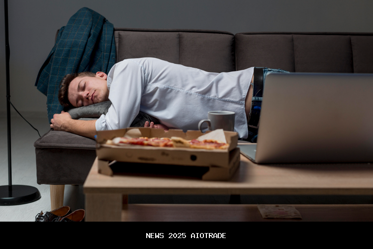 Mengantuk Usai Makan: Wajar atau Bahaya? 5 Penyebab dan Solusinya