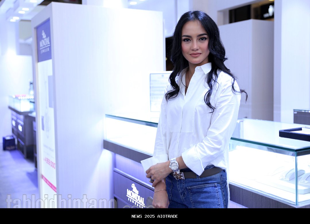 Ririn Ekawati Tampil Lebih Segar dan Muda Berkat Lari Rutin