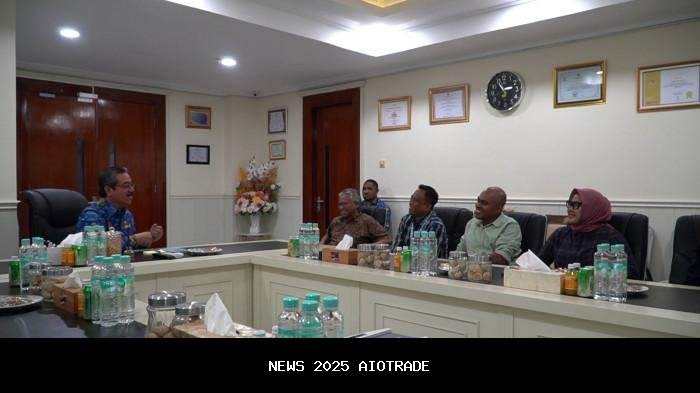 302 Hari, Hendrik Lewerissa Pimpin Maluku, Ini Kisahnya dalam 41 Menit