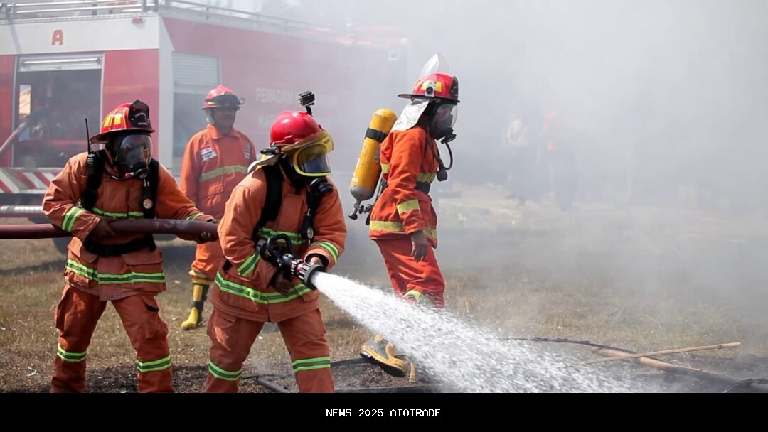 Damkar Jakarta Timur Kembangkan Manajemen Keselamatan Gedung