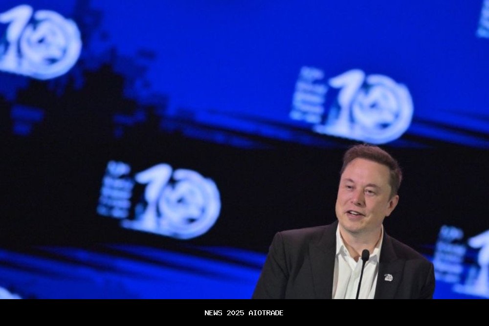 Elon Musk Jadi Orang Pertama dengan Kekayaan Lebih dari Rp12.500 Triliun