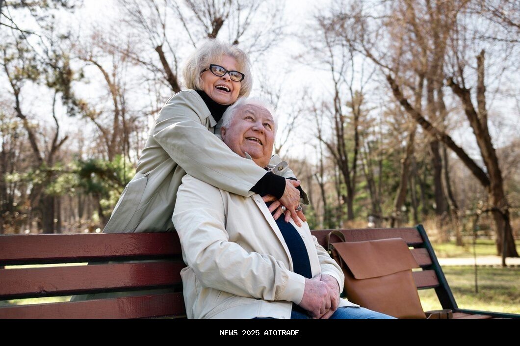 Hentikan 12 Kebiasaan Ini, Nikmati Usia 70-an Terindah