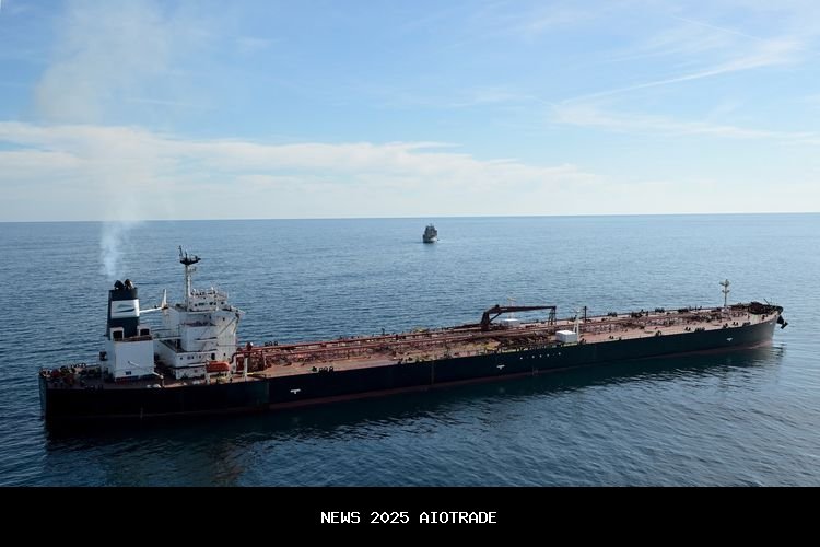 Perdana, Ukraina Serang Kapal Rusia di Laut Netral