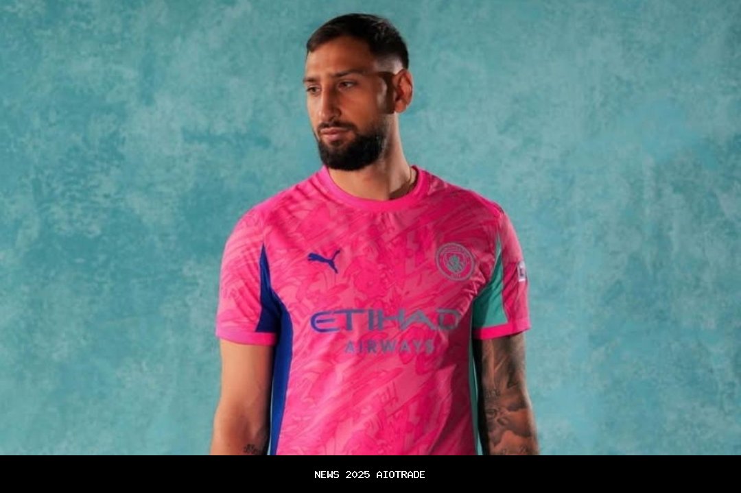 Donnarumma Hadapi Tantangan, Sebut Persaingan Kiper di City Sangat Ketat