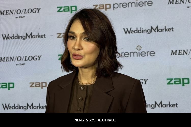 Luna Maya Jadi Suzzanna, Bukan Sundel Bolong