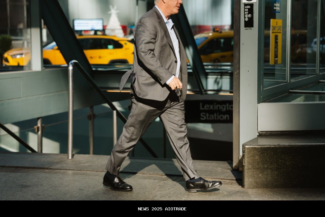 Dikhawatirkan oleh AI dan pemutusan hubungan kerja, pekerja kantoran melihat rasa aman mereka menghi