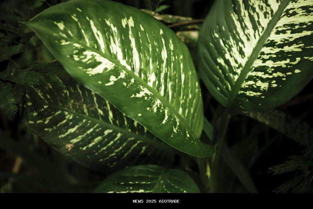 5 Tanaman Indah yang Beracun, Jangan Tertipu!