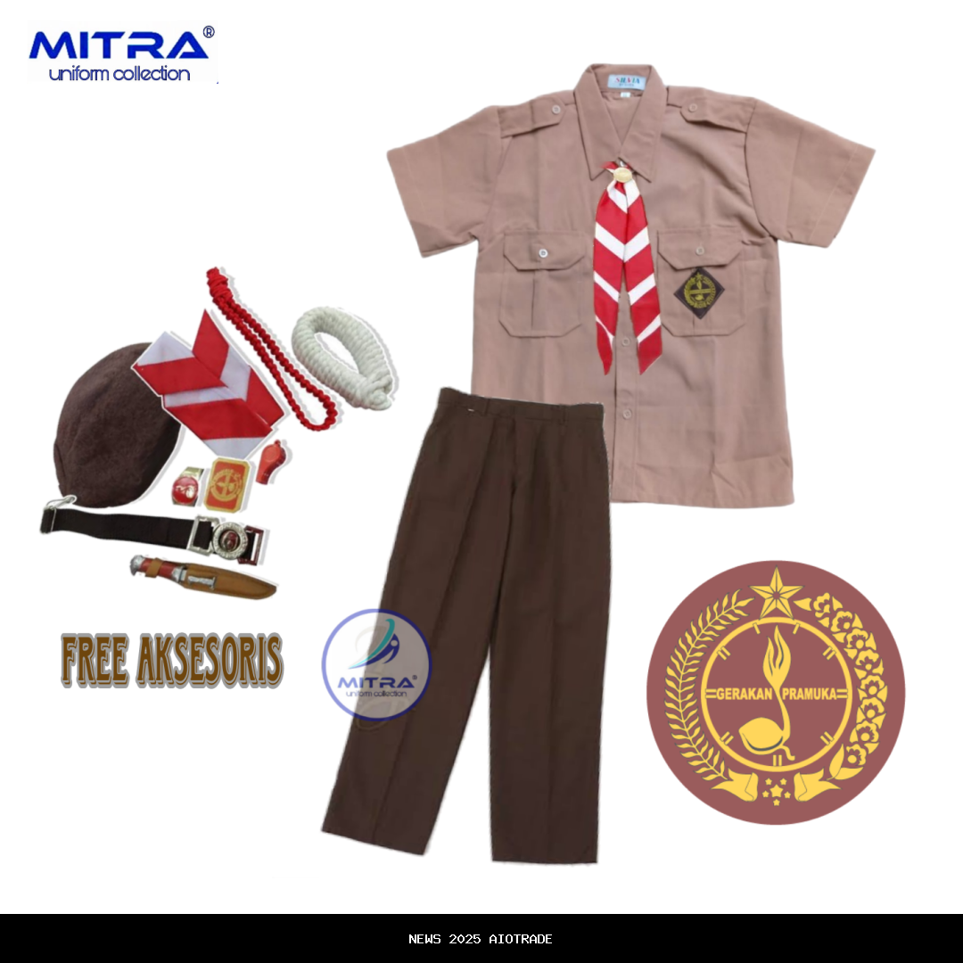 Momen Bahagia Carmen Berikan Seragam Pramuka untuk Ian