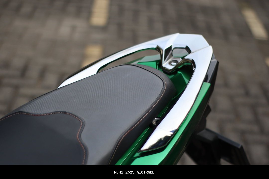 Tiga Dampak Buruk Kulit Jok Motor yang Rusak