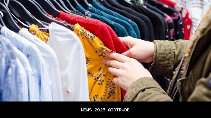 7 Langkah Mudah Mencuci Baju Thrift Agar Bebas Kuman dan Gatal