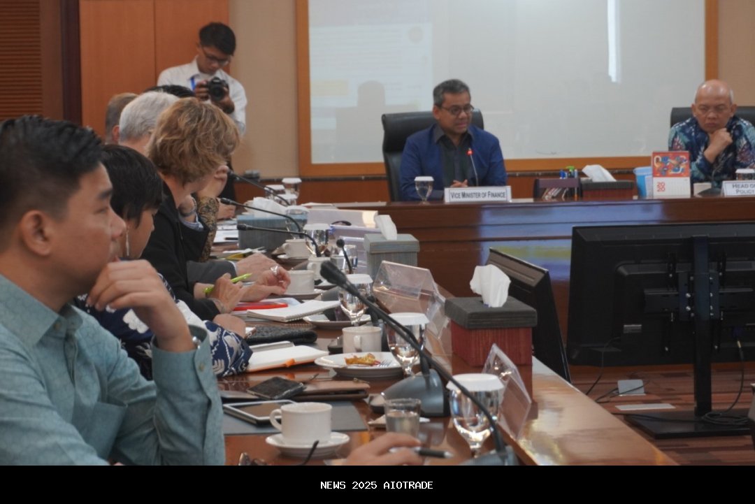 Gusnar Ismail Jelaskan Kehadirannya di Pertemuan dengan Menteri Keuangan