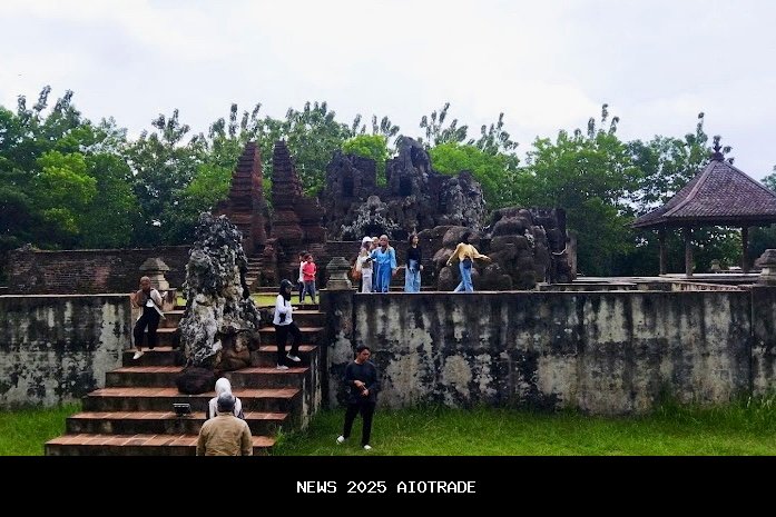 Minat Wisata Sejarah Meningkat, Kunjungan ke Goa Sunyaragi Cirebon Naik Jelang Nataru