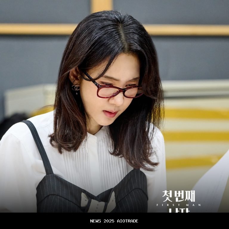 Hahm Eun Jung dan Yoon Sun Woo Terjebak dalam Kekacauan: Takdir atau Kejutan?