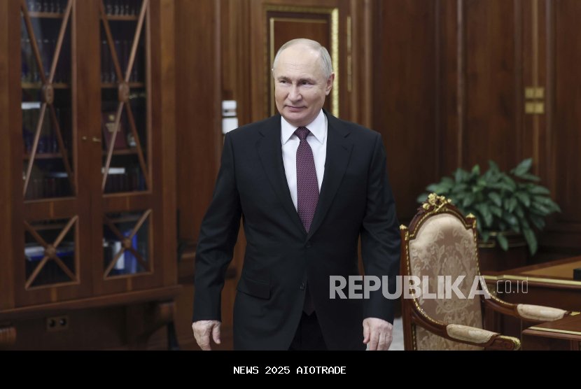 Putin: Rusia Akan Umumkan Senjata Baru