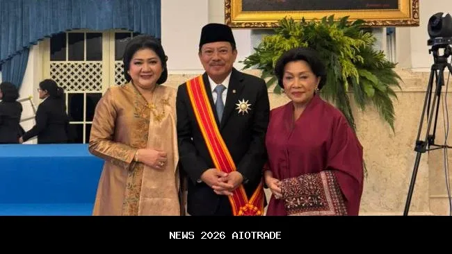 Presiden Prabowo Beri Bintang Mahaputera Adipradana Kepada Mantan Menkes Terawan