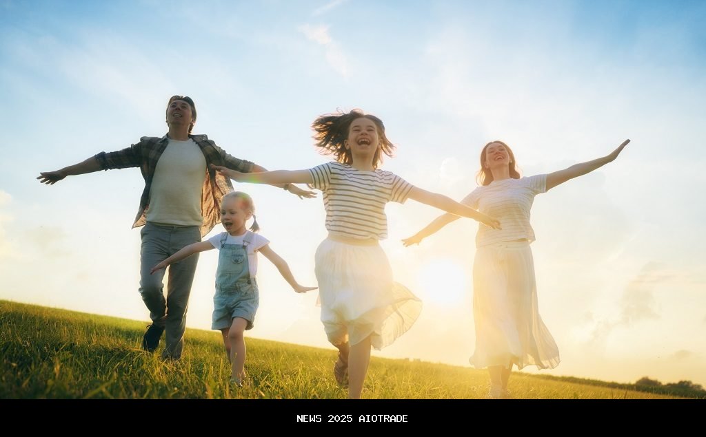 Kebahagiaan Menghiasi Wajah Anak-Anak Palestina dengan Buah-Buahan