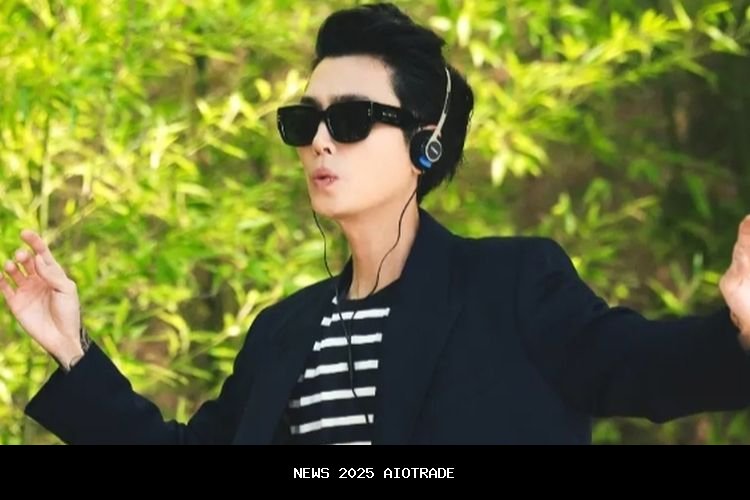 Jung Kyung Ho Siap Menghibur dengan Aksi Komedinya di Film Baru 'Boss'