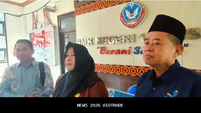 Pungut Uang Pembangunan Rp 1,5 Juta, Kepsek Abdul Muntholib Buka Suara, Kadisdik Beri Penjelasan